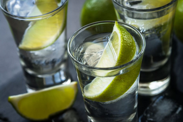 Hier finden Sie unsere verschiedenen Premium Vodka Sorten. Als bestes Beispiel können wir unsere eigenmarke Metel Vodka vorstellen.